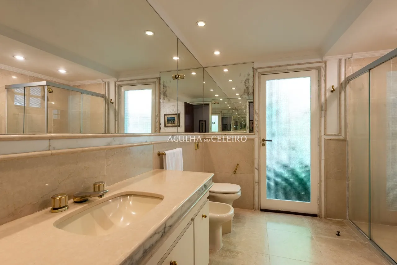 Casa térrea única em Alto de Pinheiros – 20684