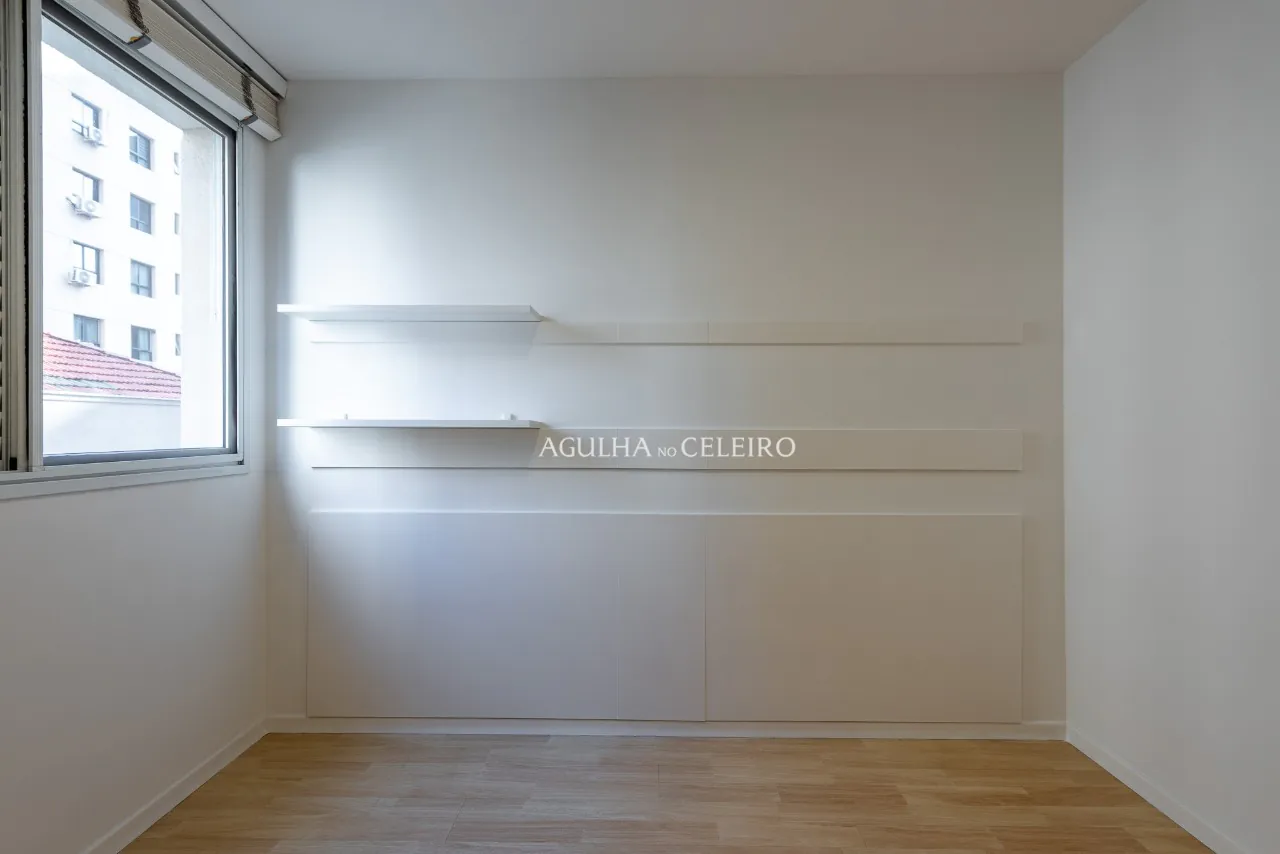 Amplo apartamento com varanda gourmet no coração do Itaim. – 20727