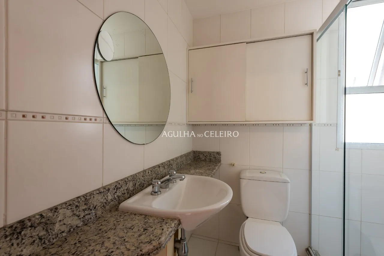 Amplo apartamento com varanda gourmet no coração do Itaim. – 20727