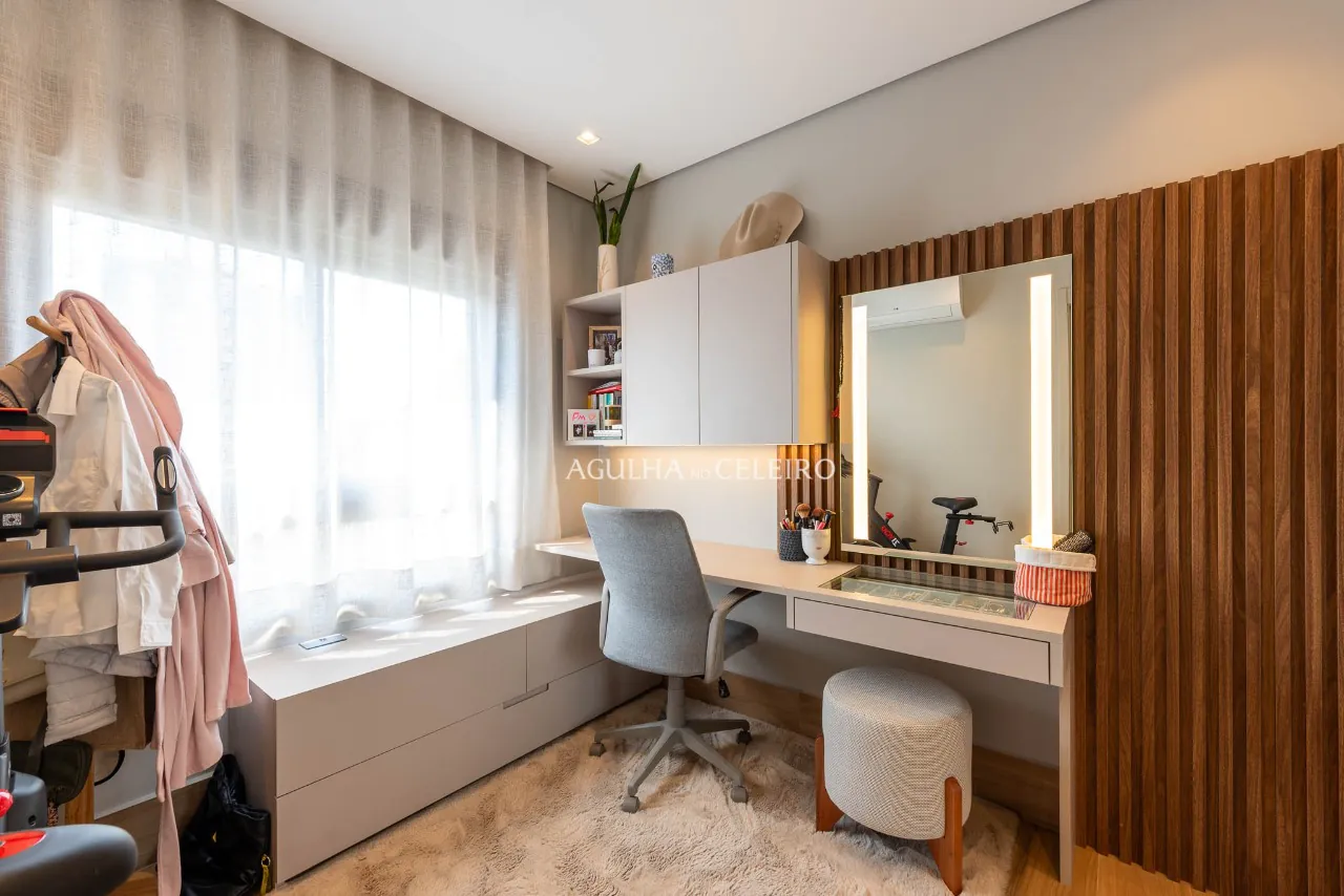 Apartamento porteira fechada à venda na Vila Olímpia. – 20749