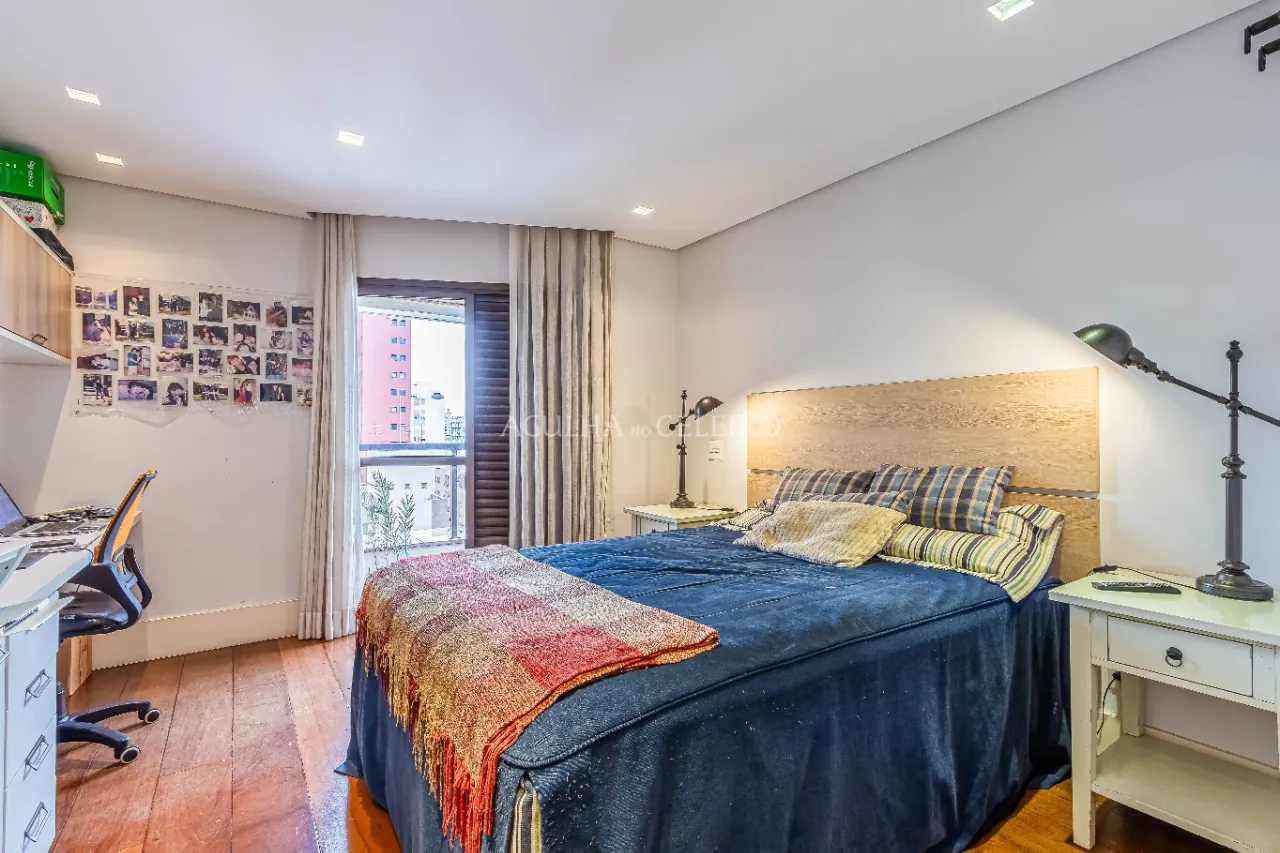 Apartamento reformado à venda no Itaim Bibi. – 20760