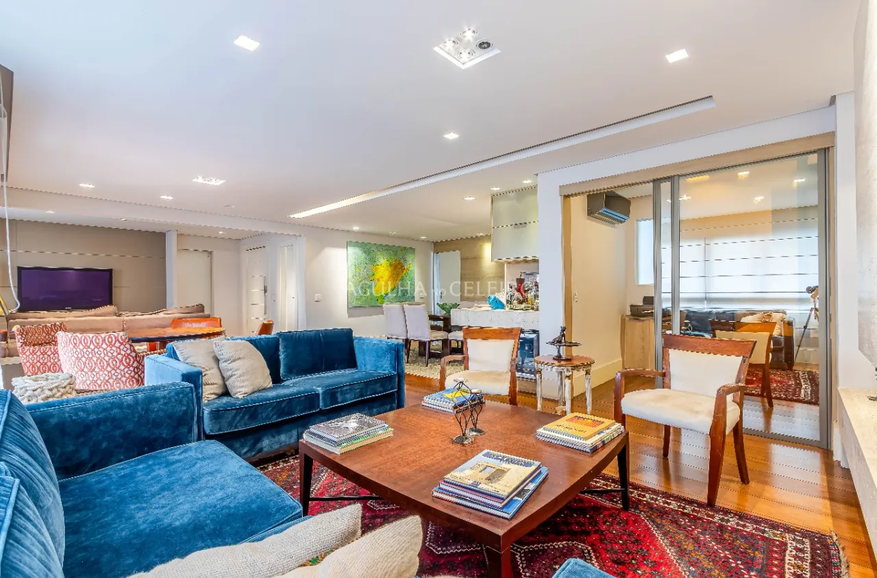 Apartamento reformado à venda no Itaim Bibi. – 20760