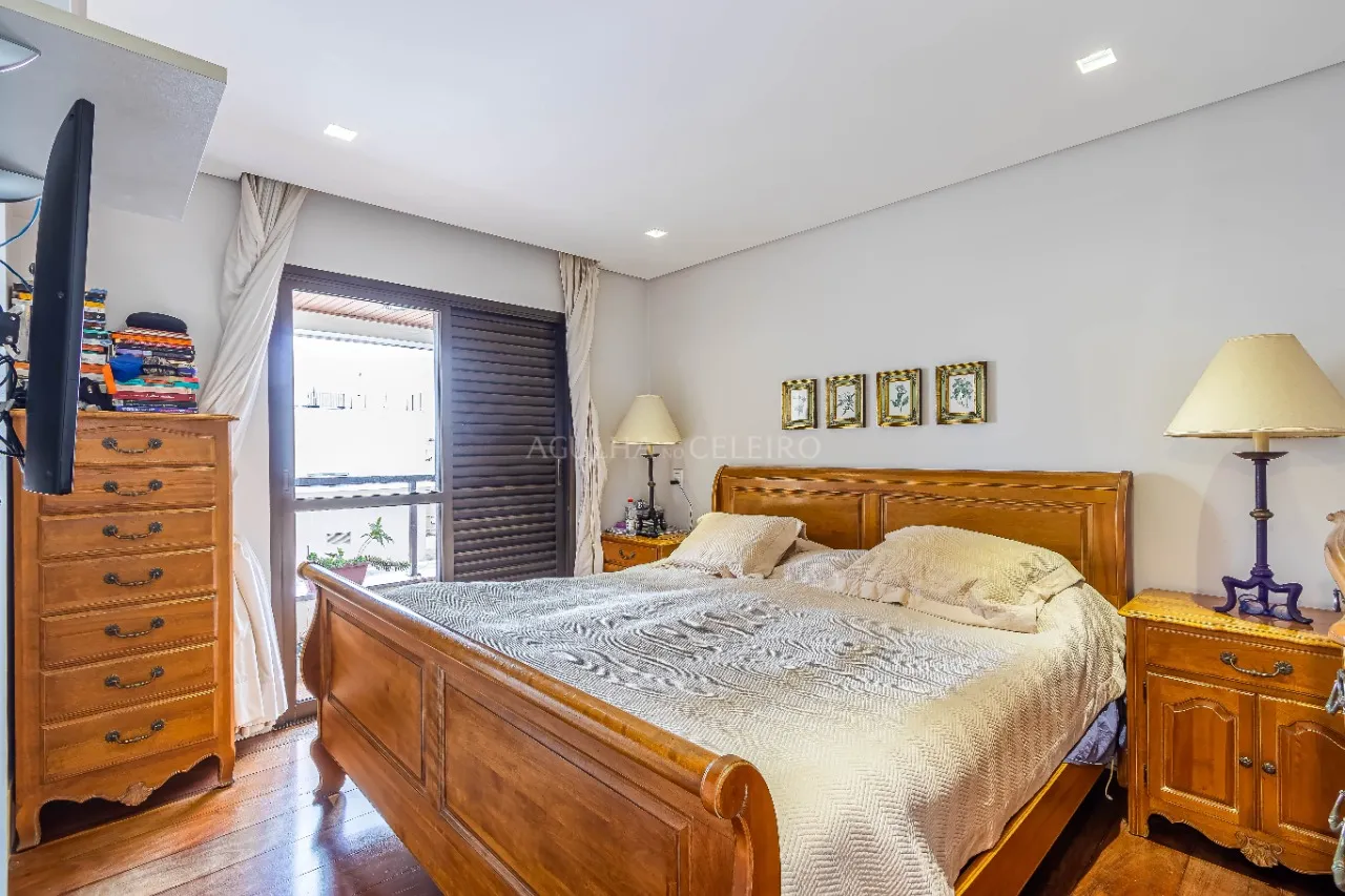 Apartamento reformado à venda no Itaim Bibi. – 20760