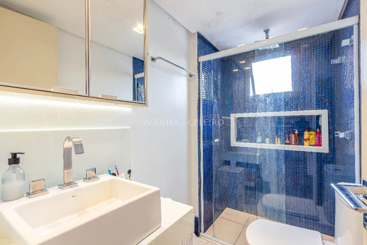 Apartamento reformado à venda no Itaim Bibi. – 20760