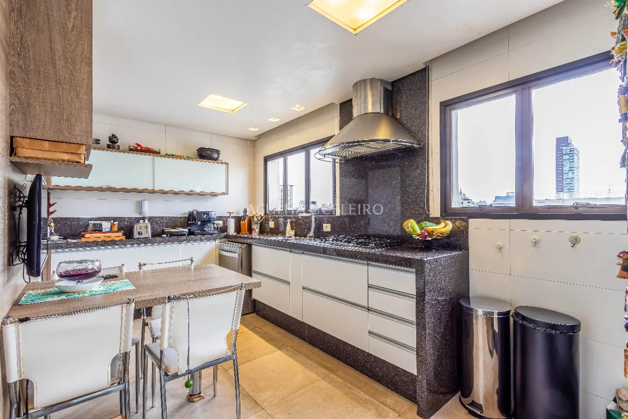 Apartamento reformado à venda no Itaim Bibi. – 20760