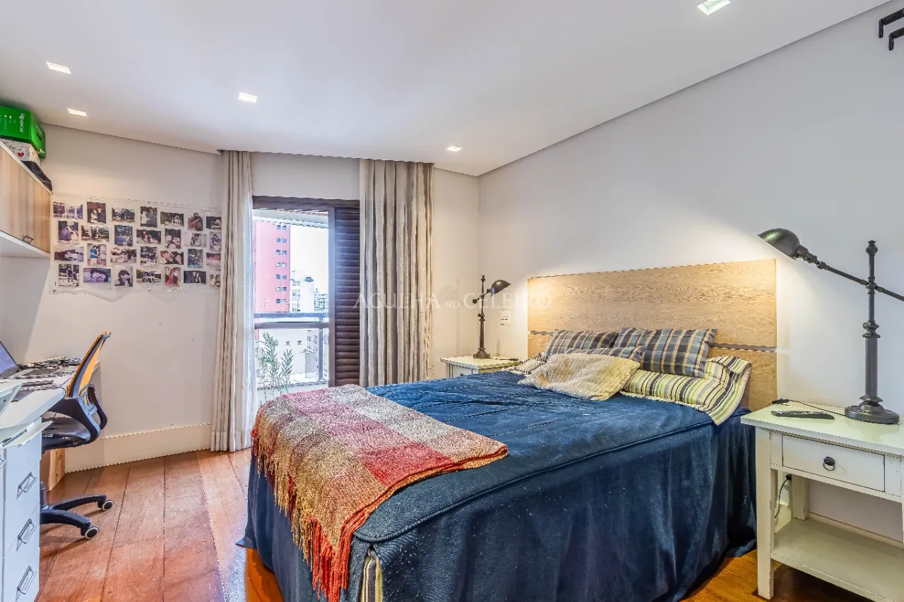 Apartamento reformado à venda no Itaim Bibi. – 20760