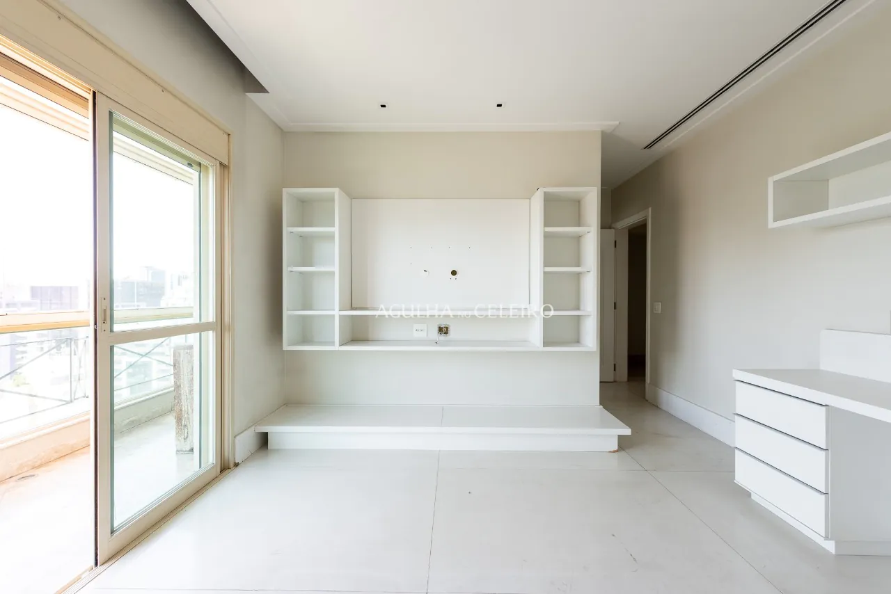 Apartamento espetacular no Jardim Paulistano com quadra de tênis. – 20761