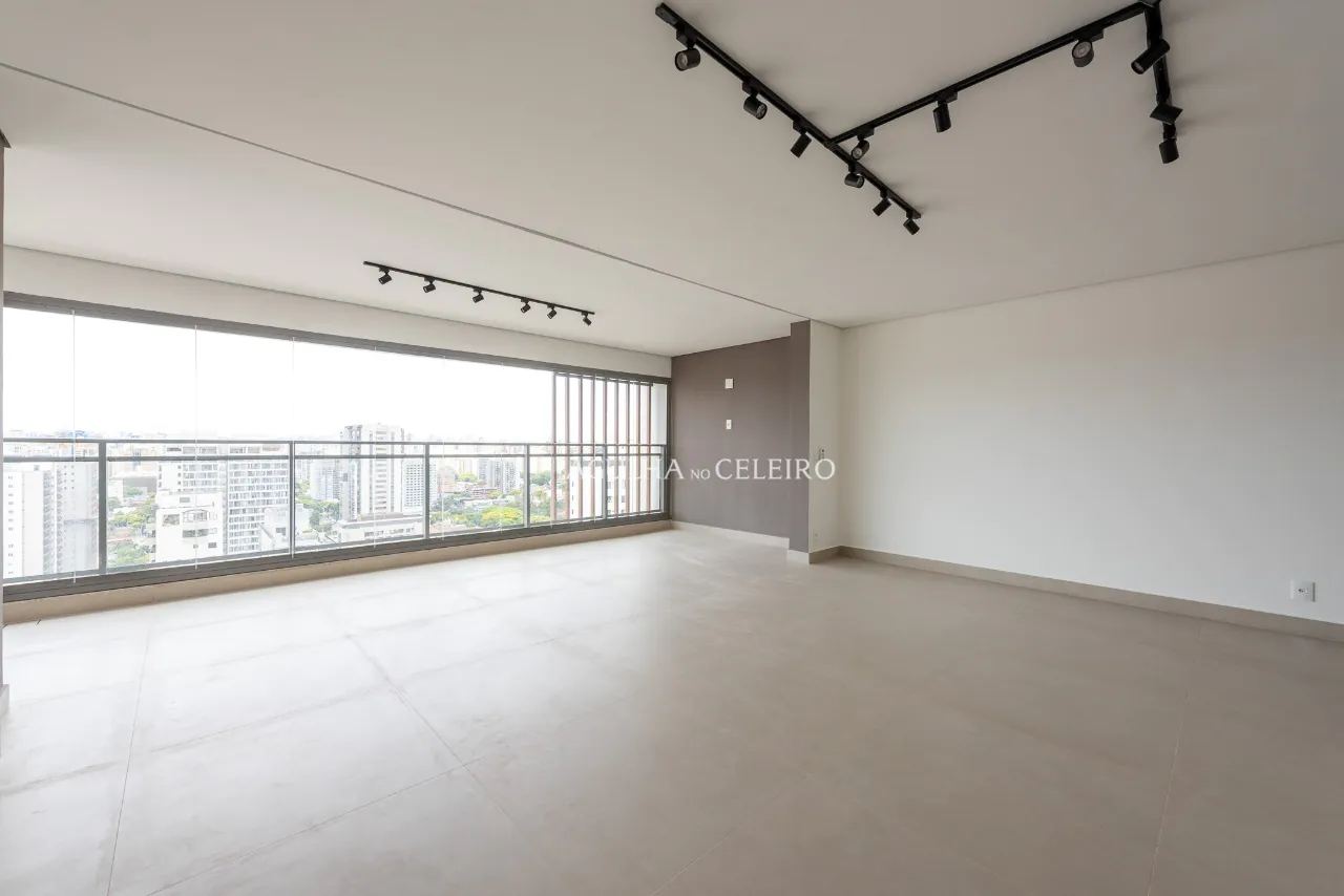 Apartamento novo com planta diferenciada em Campo Belo – 20773