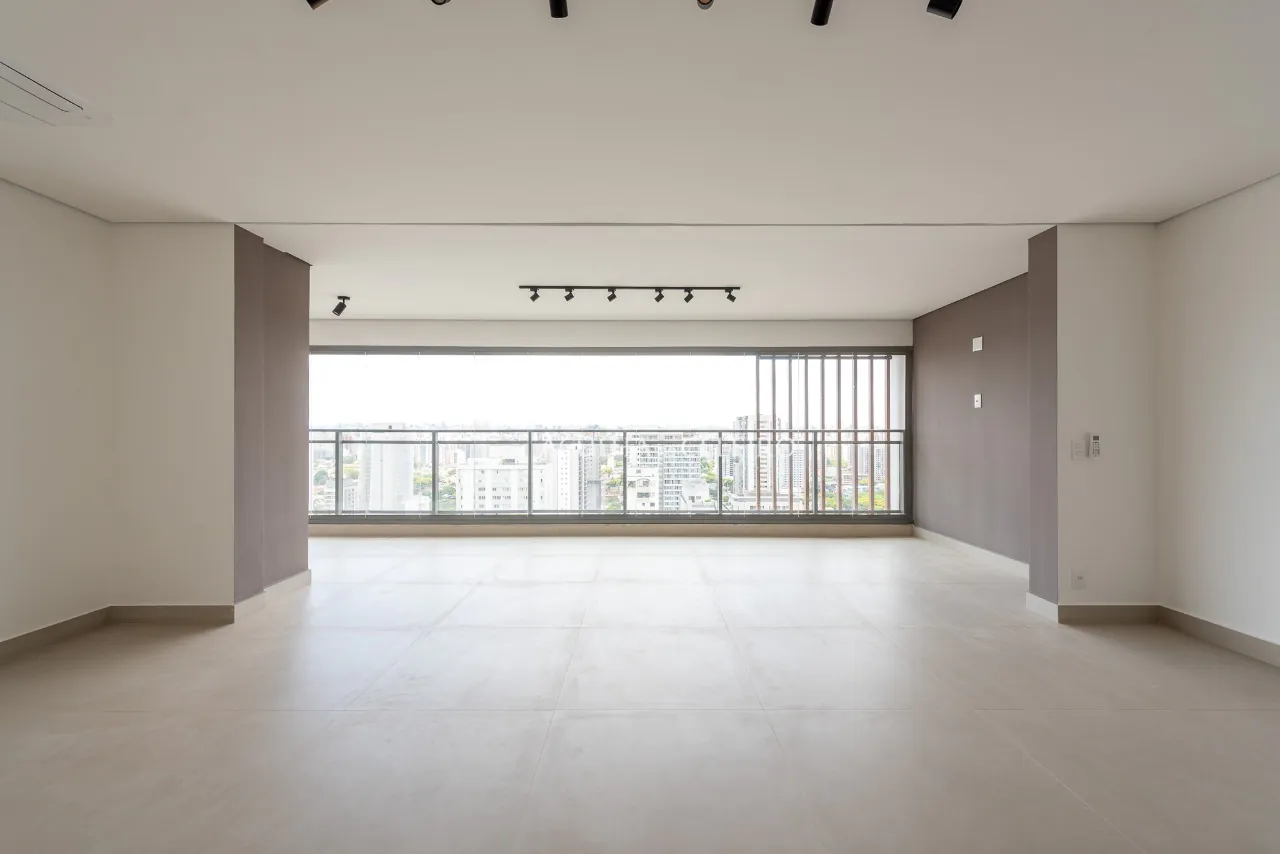 Apartamento novo com planta diferenciada em Campo Belo – 20773