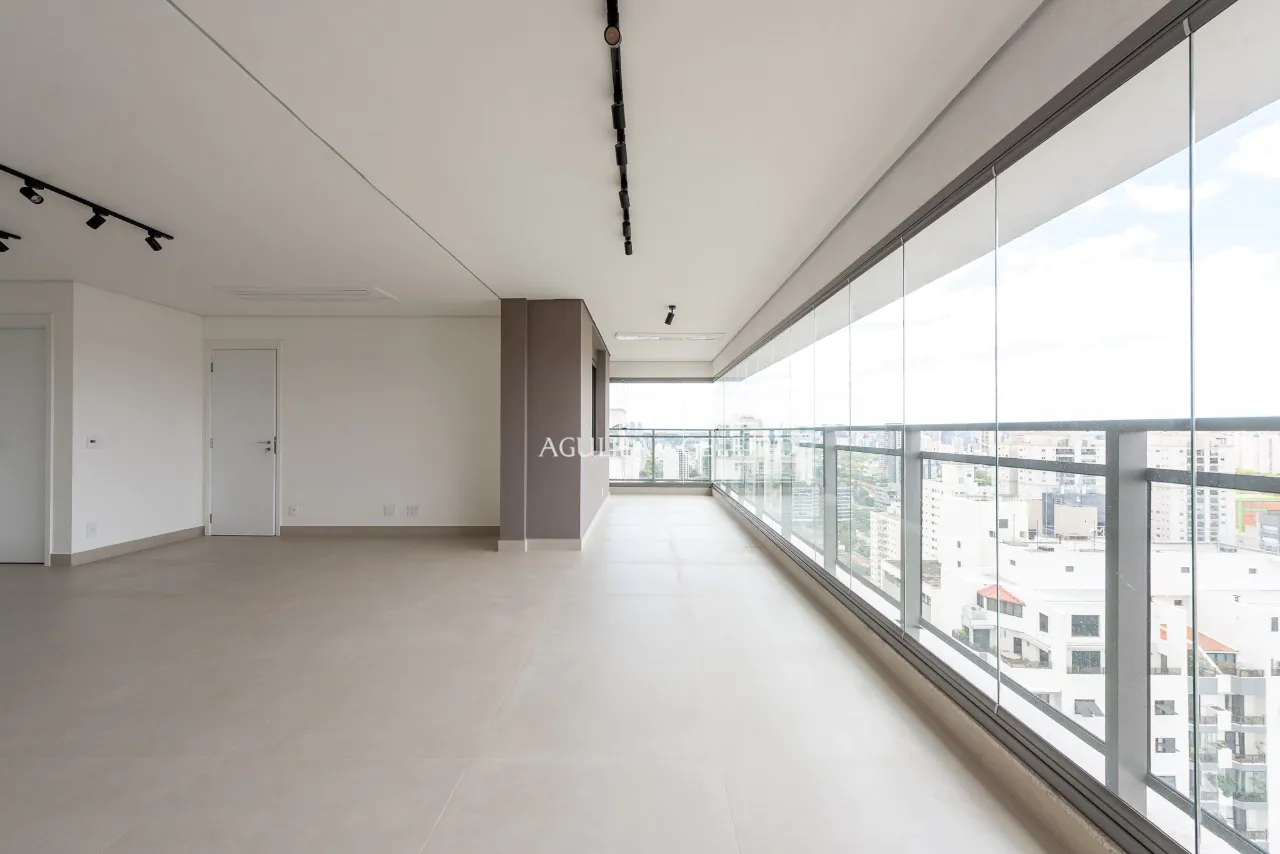 Apartamento novo com planta diferenciada em Campo Belo – 20773