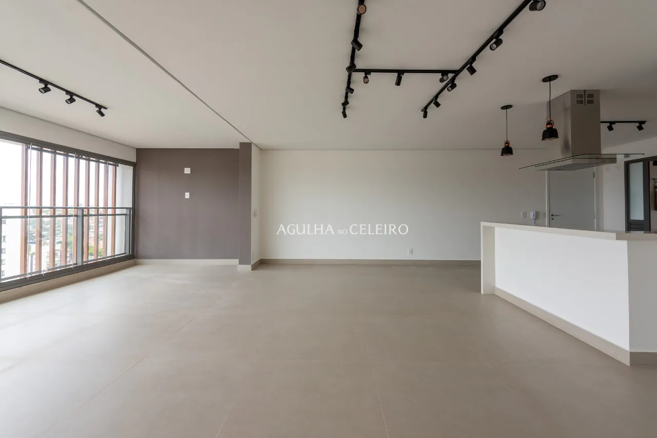 Apartamento novo com planta diferenciada em Campo Belo – 20773