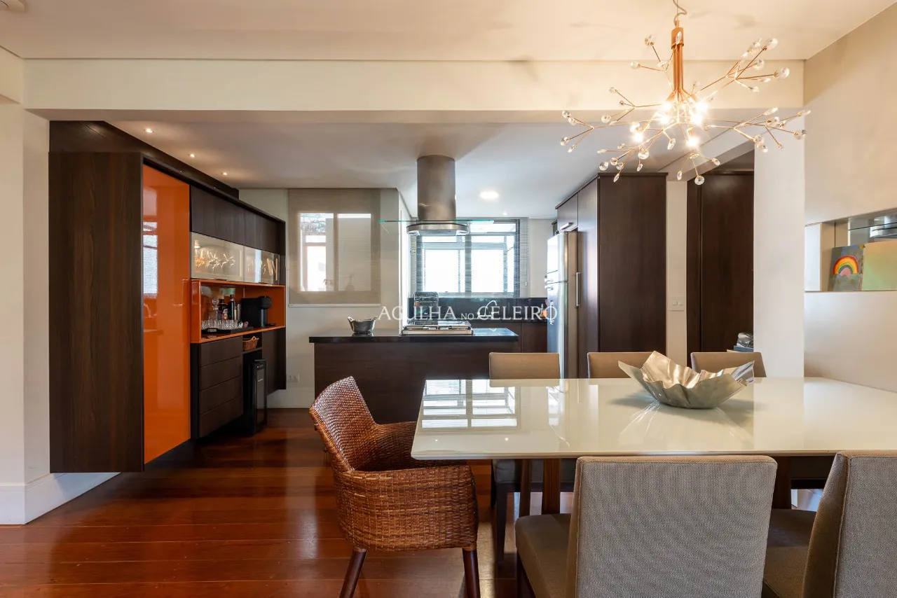 Apartamento completo à venda em Moema. – 20778