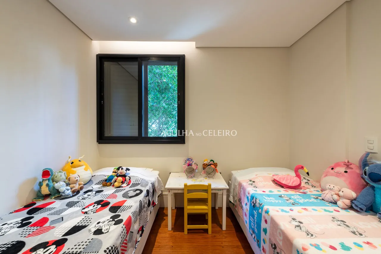 Apartamento completo à venda em Moema. – 20778