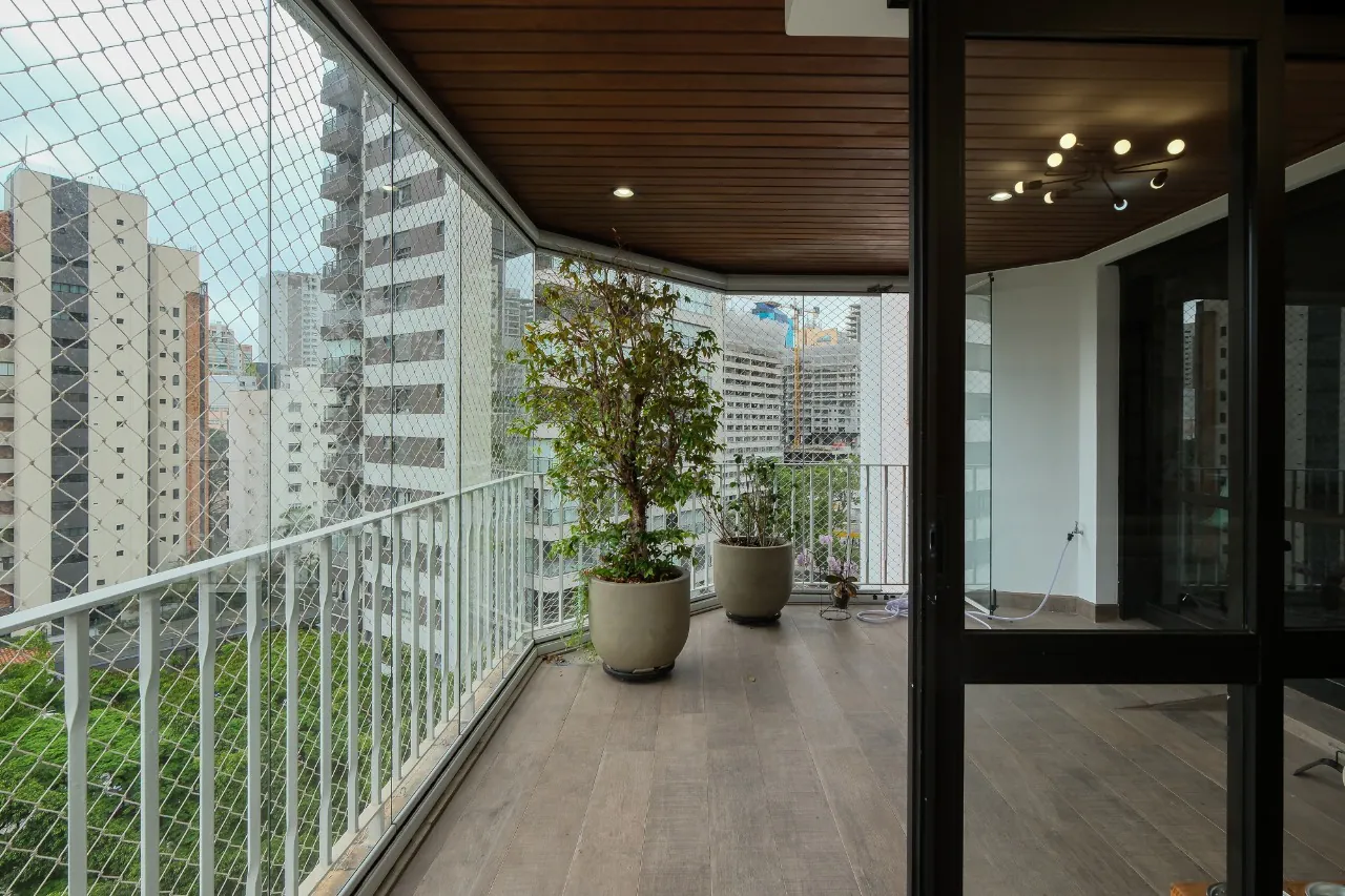 Apartamento fora de rota à venda em Moema Pássaros. – 20787