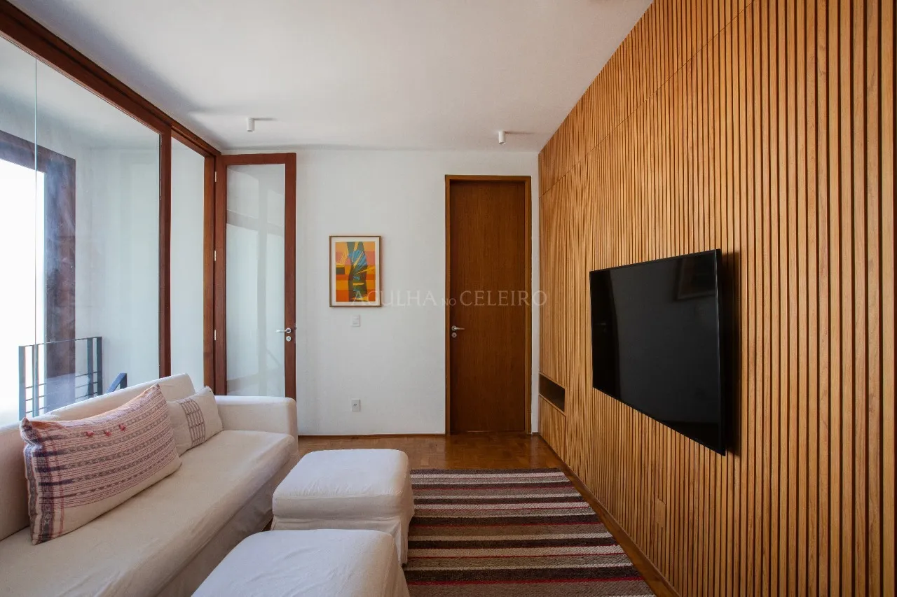 Exclusividade e sofisticação em rua arborizada e segura. – 20795