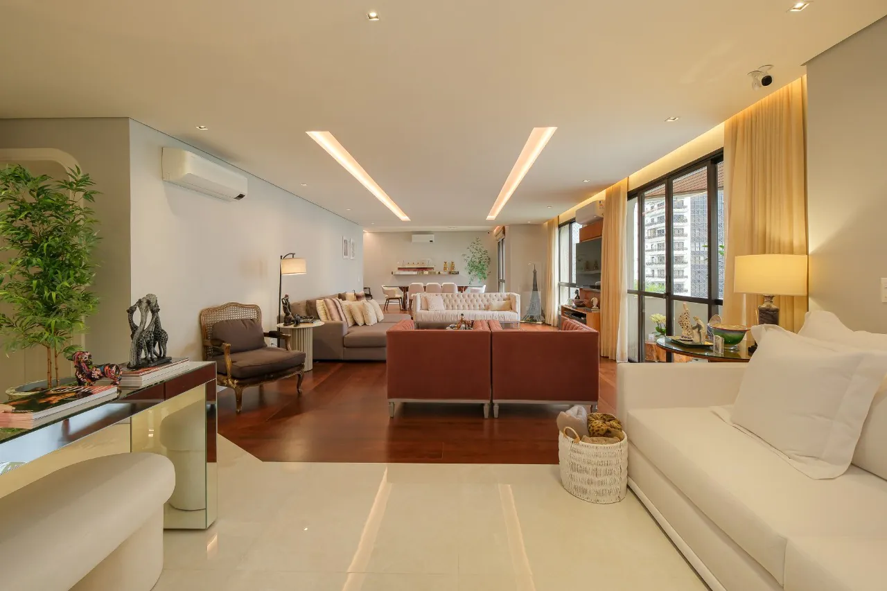 Apartamento totalmente reformado à venda na Vila Nova Conceição. – 20820