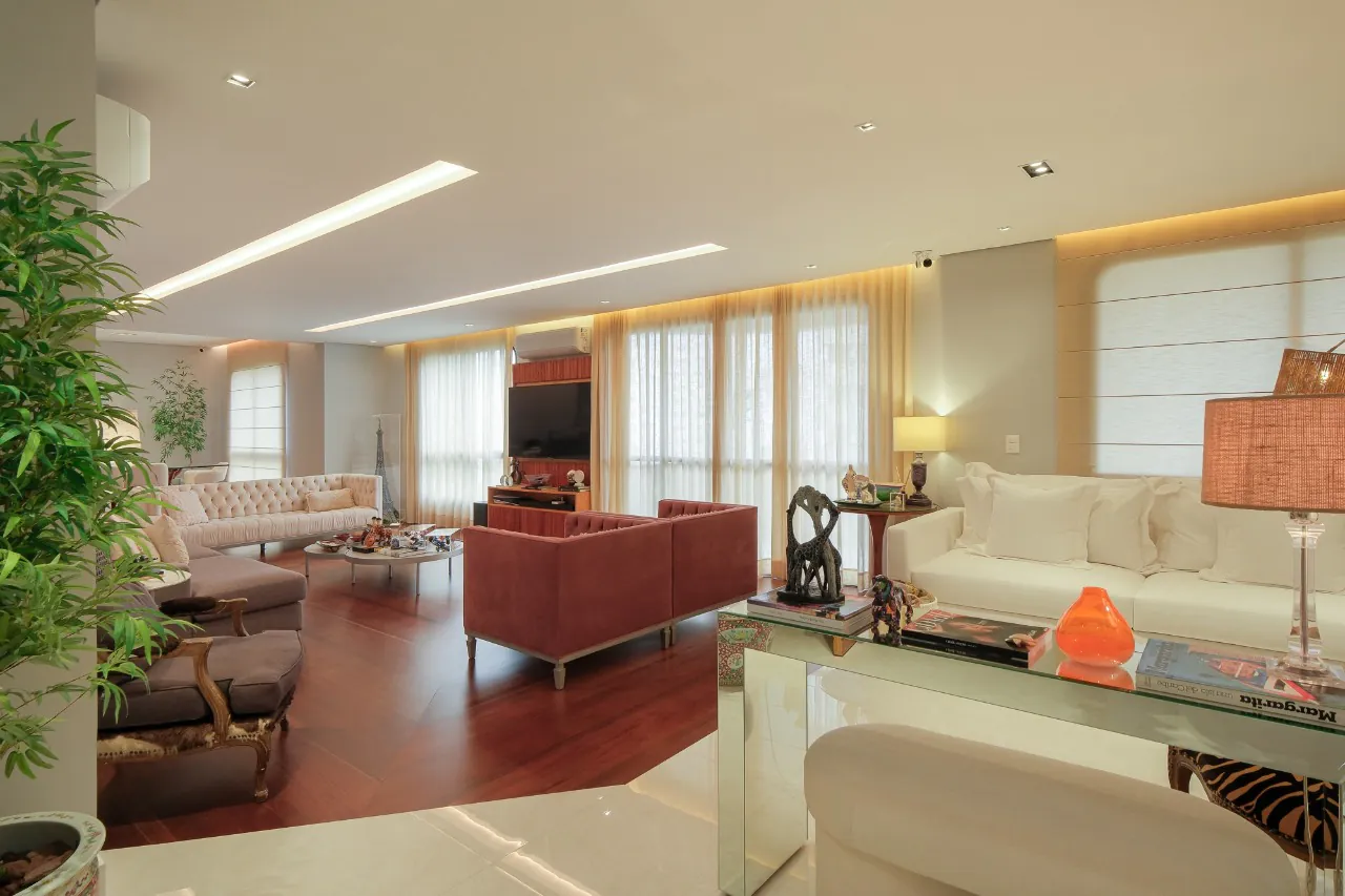 Apartamento totalmente reformado à venda na Vila Nova Conceição. – 20820