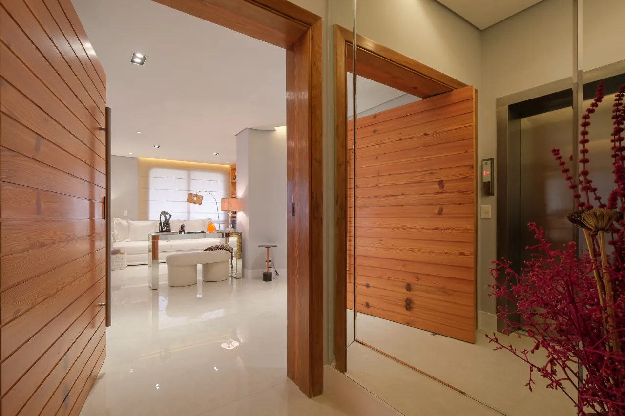 Apartamento totalmente reformado à venda na Vila Nova Conceição. – 20820