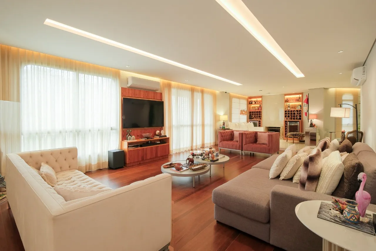 Apartamento totalmente reformado à venda na Vila Nova Conceição. – 20820