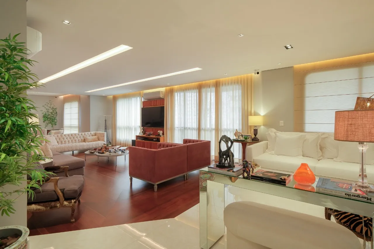 Apartamento totalmente reformado à venda na Vila Nova Conceição. – 20820