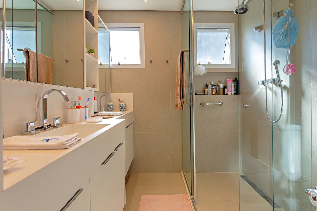 Apartamento com terraço gourmet e vista aberta em andar alto – 20843