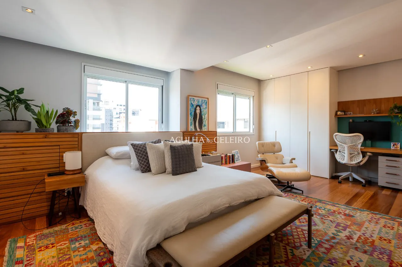 Lindo apartamento totalmente reformado a venda em Pinheiros. – AP1099