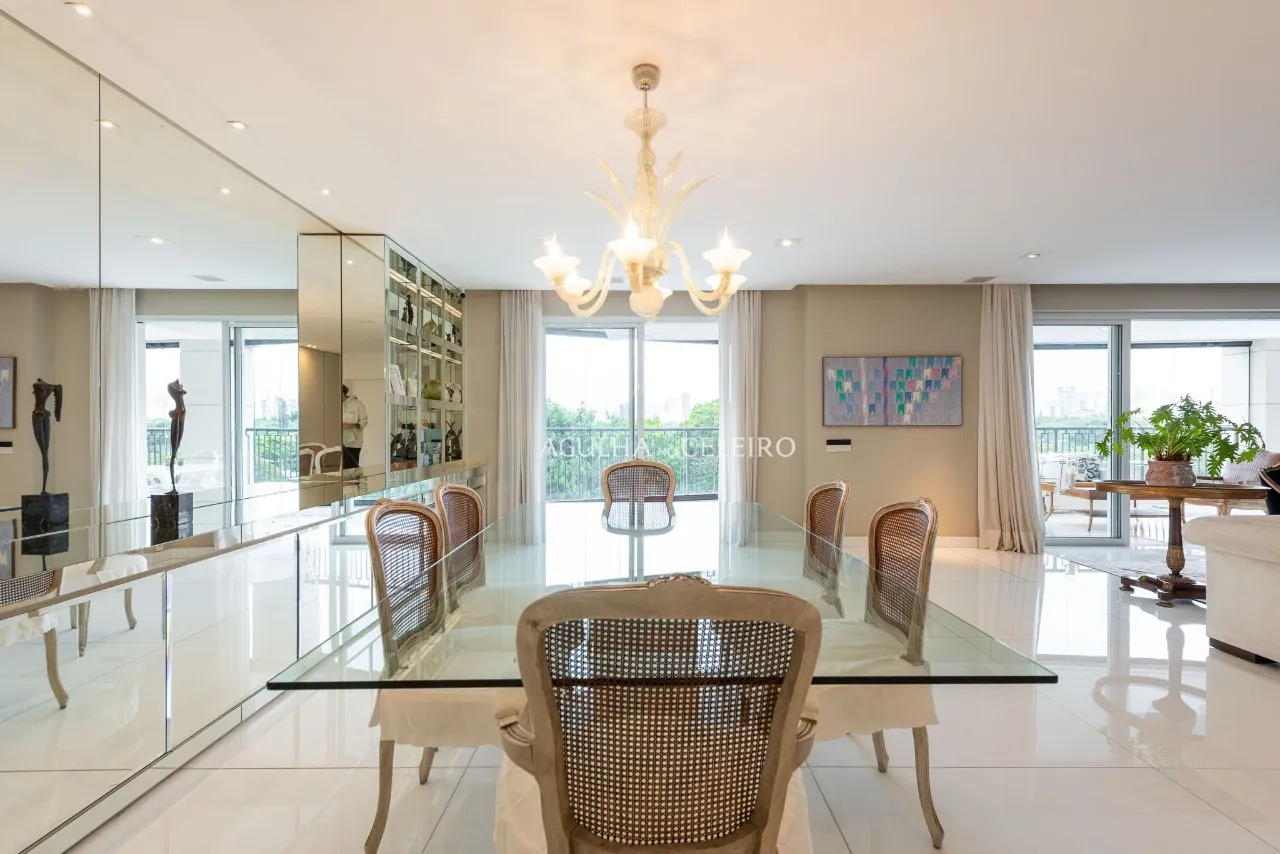 Apartamento sofisticado à venda no Itaim Bibi. – AP1385