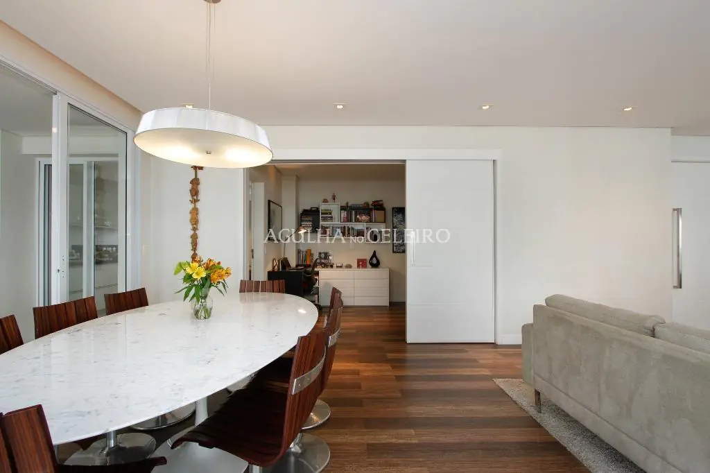 Venda/Locação/Campo Belo: perfeito para a família moderna – AP2236