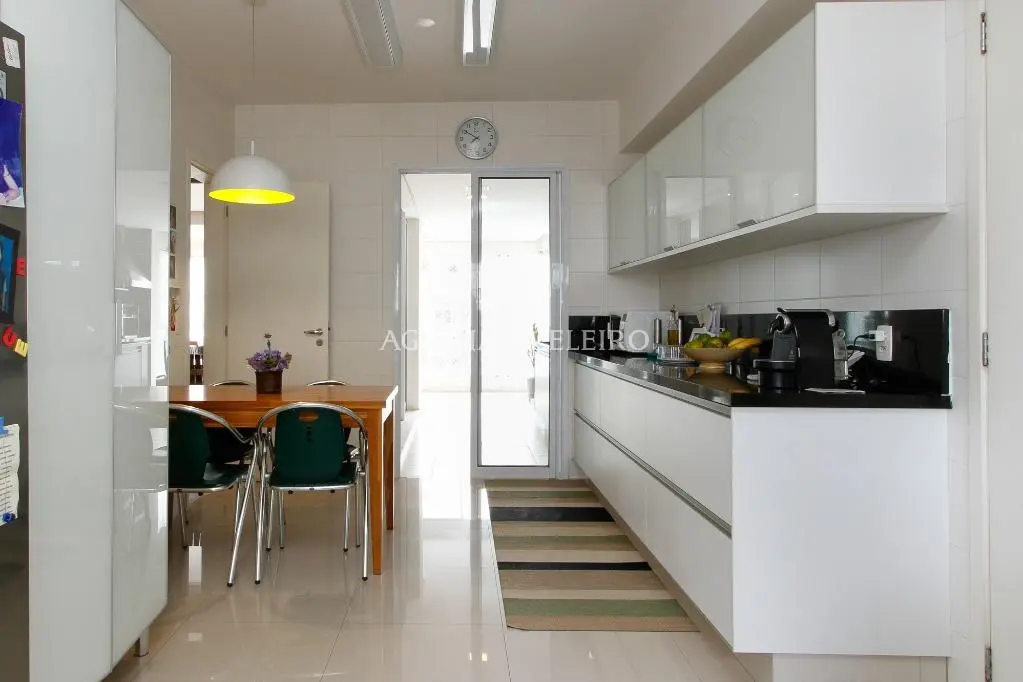 Venda/Locação/Campo Belo: perfeito para a família moderna – AP2236