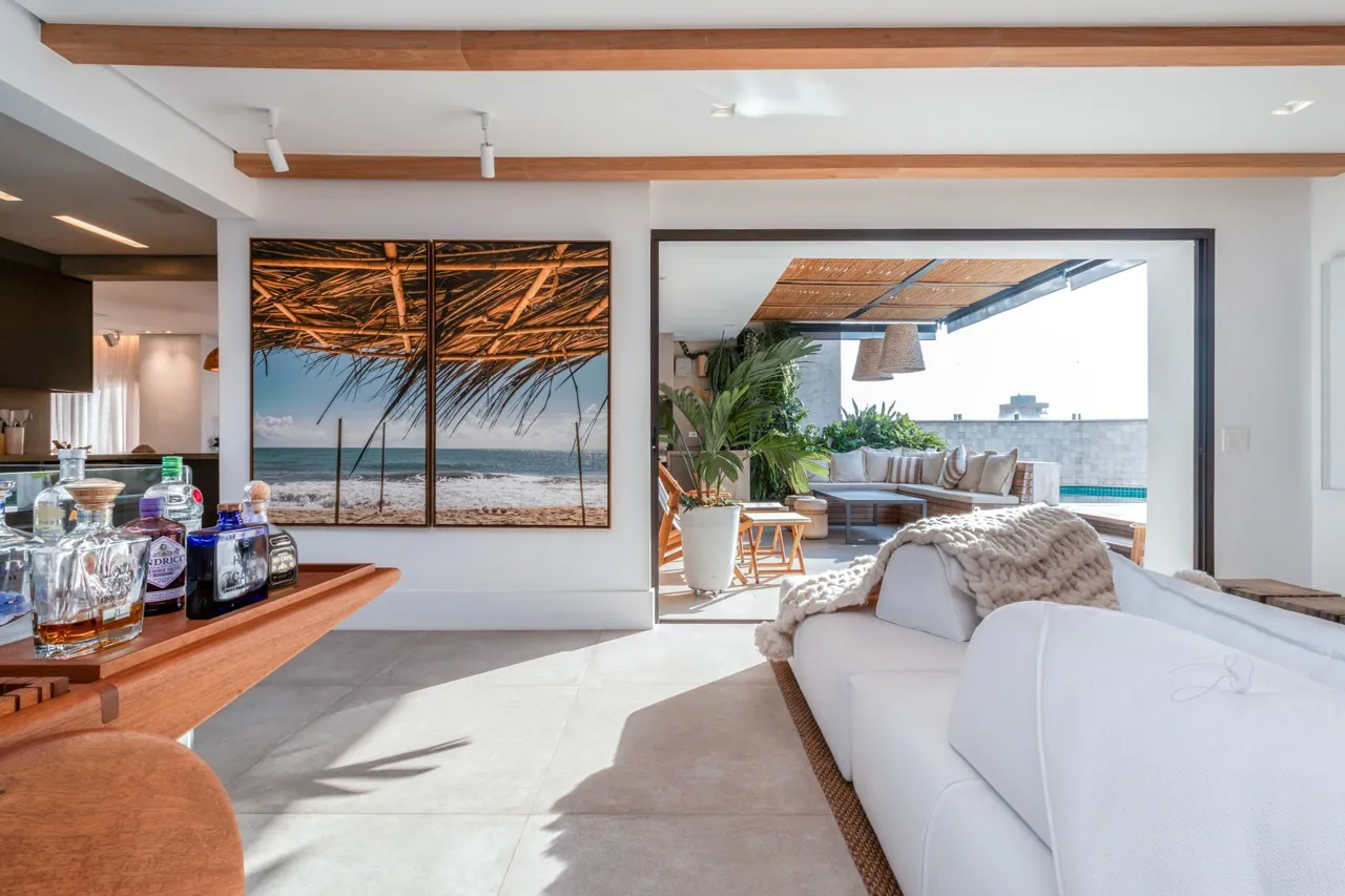 Cobertura no Itaim com super reforma. – CO0594