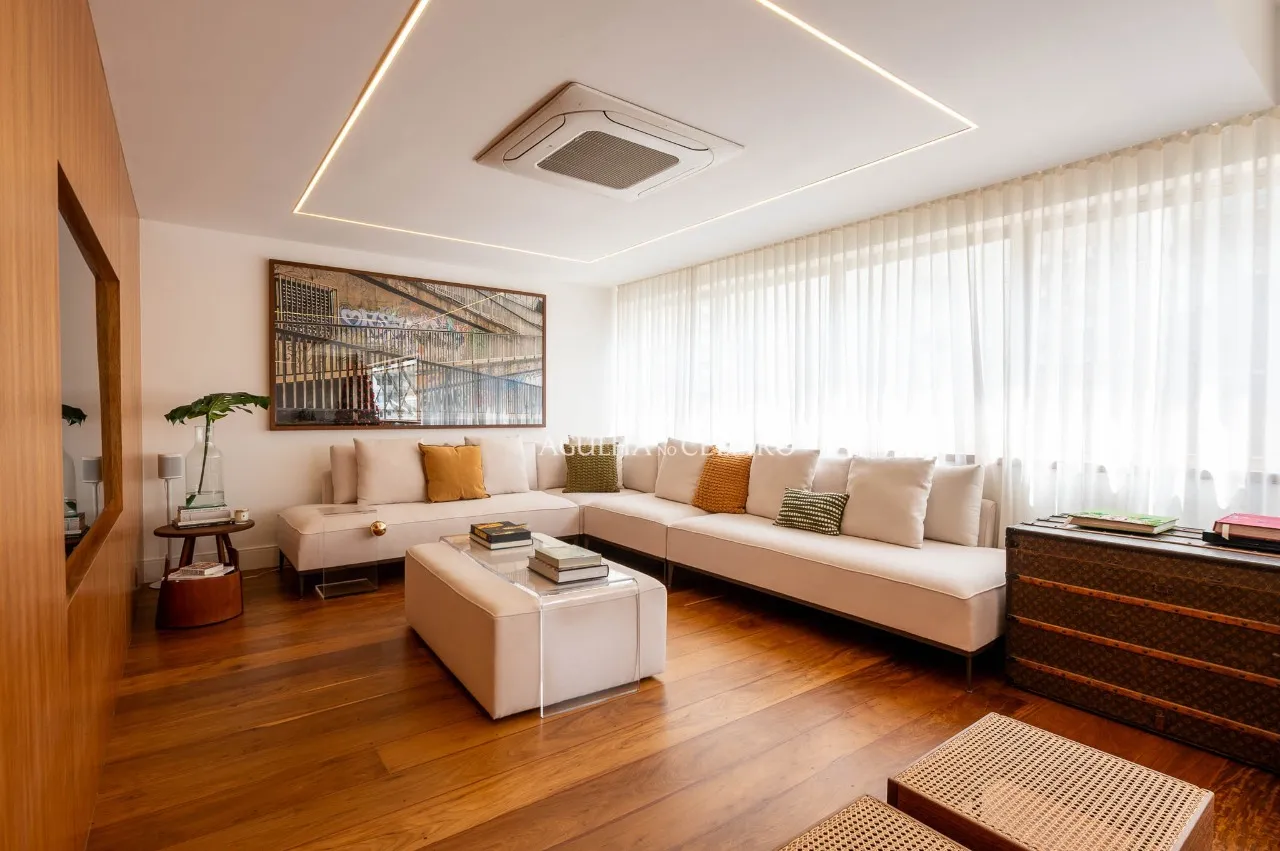 Apartamento todo reformado à venda no coração do Jardim América. – 12422