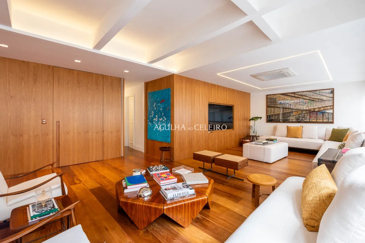 Apartamento todo reformado à venda no coração do Jardim América. – 12422