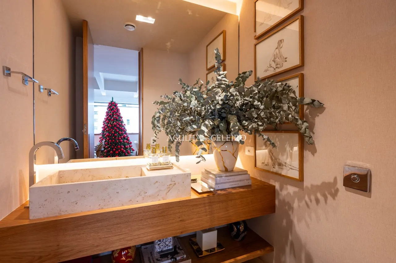 Apartamento todo reformado à venda no coração do Jardim América. – 12422