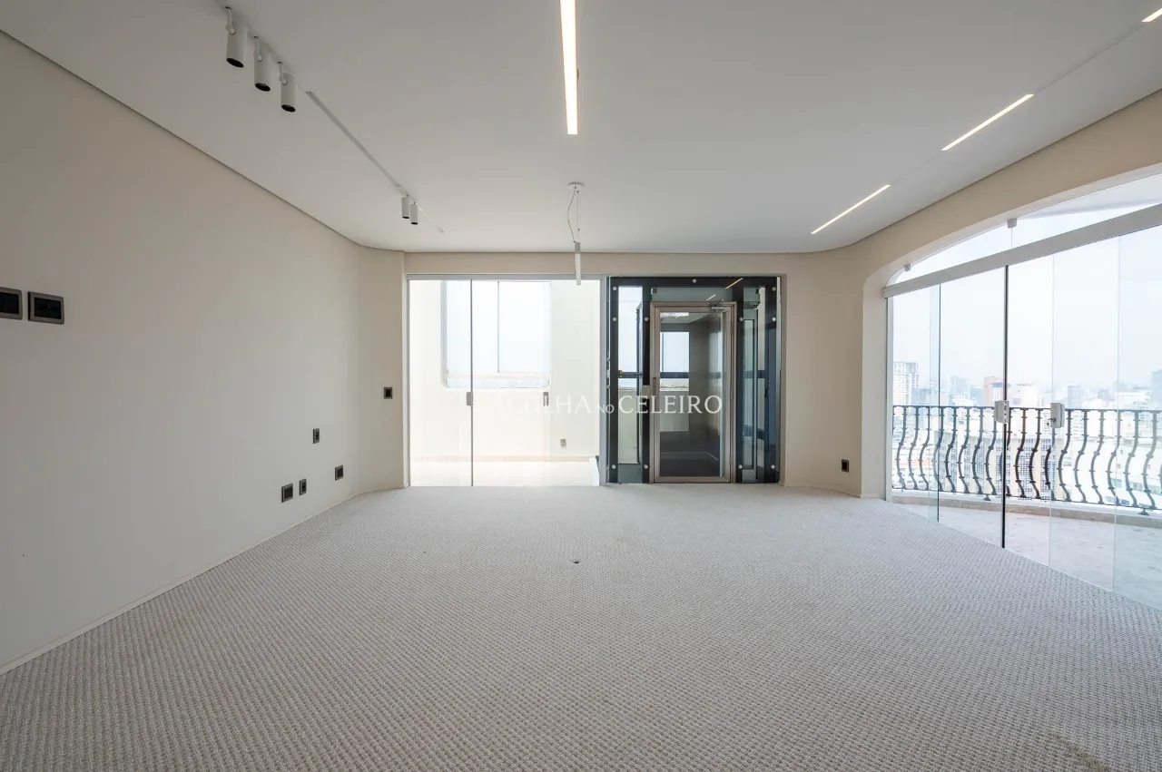 Cobertura com piscina e vista skyline à venda no Jardim América – 12898