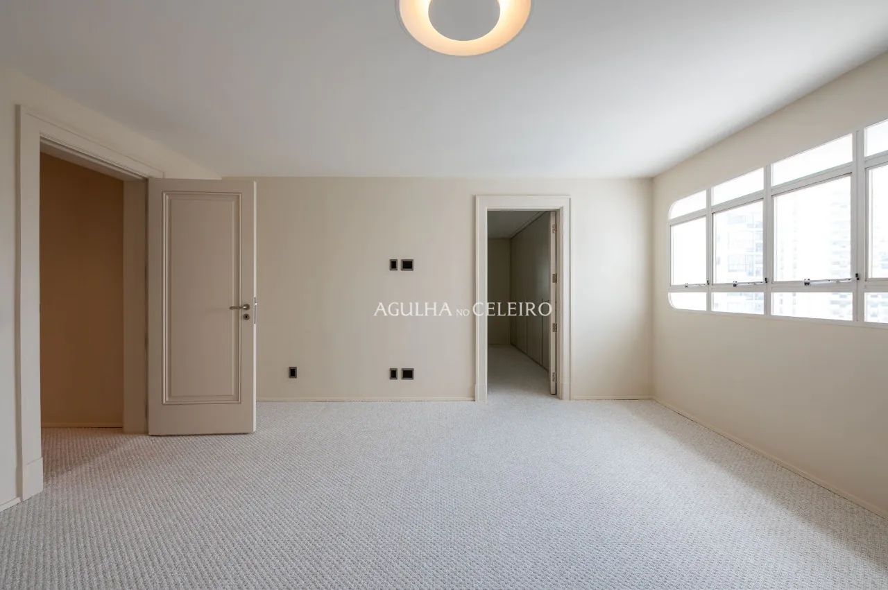 Cobertura com piscina e vista skyline à venda no Jardim América – 12898