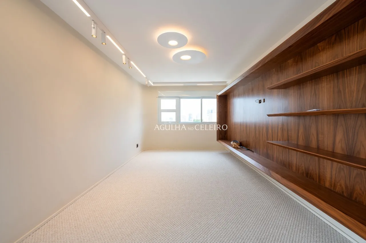 Cobertura com piscina e vista skyline à venda no Jardim América – 12898