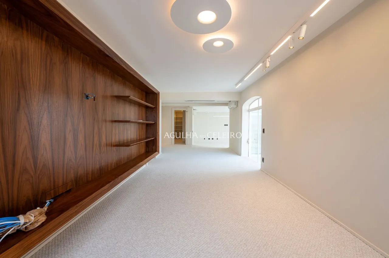 Cobertura com piscina e vista skyline à venda no Jardim América – 12898