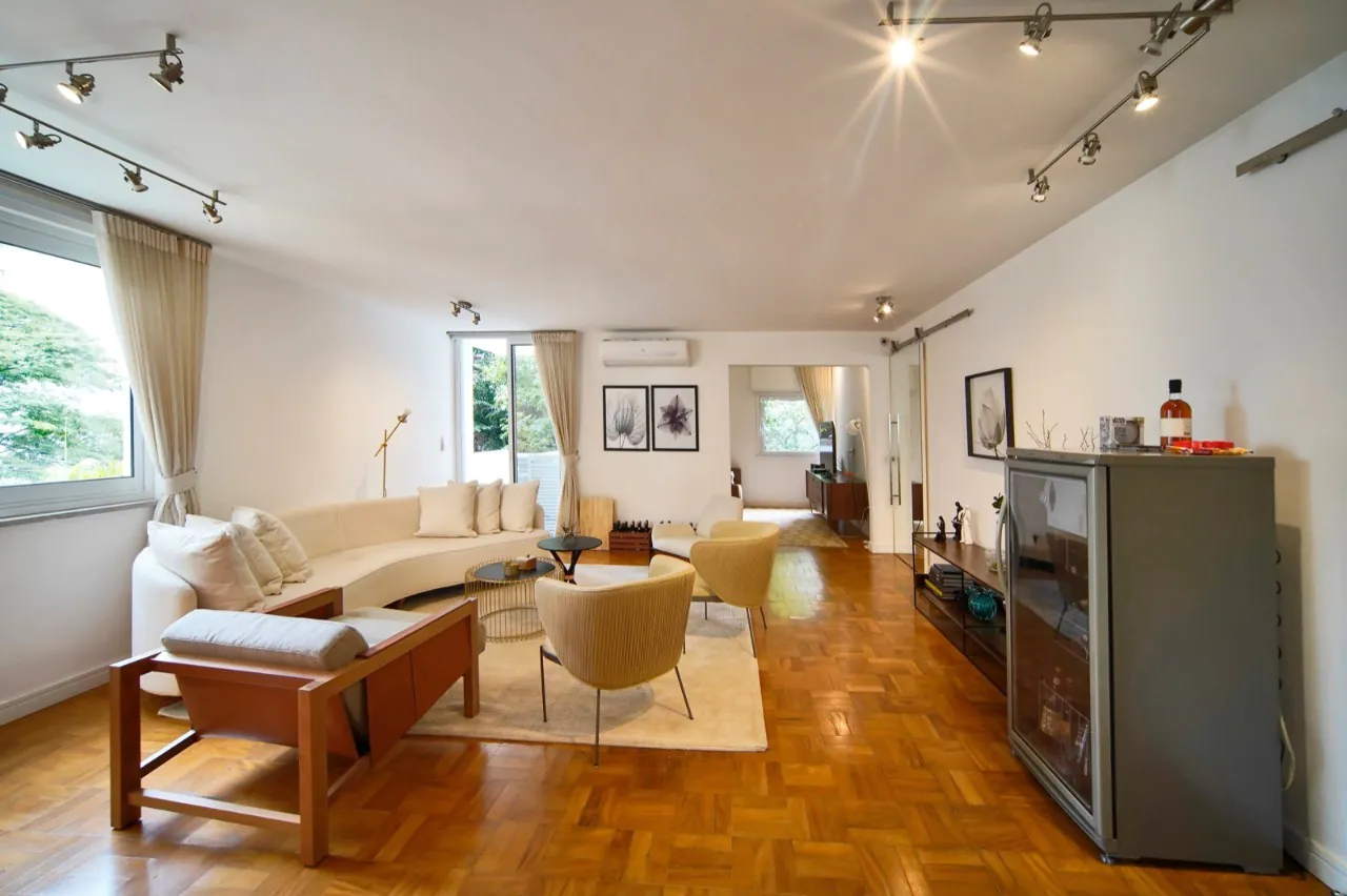 A poucos passos do Clube Pinheiros e do Parque Ibirapuera. – 13180 - WhatsApp Image 2023-03-13 at 14.22