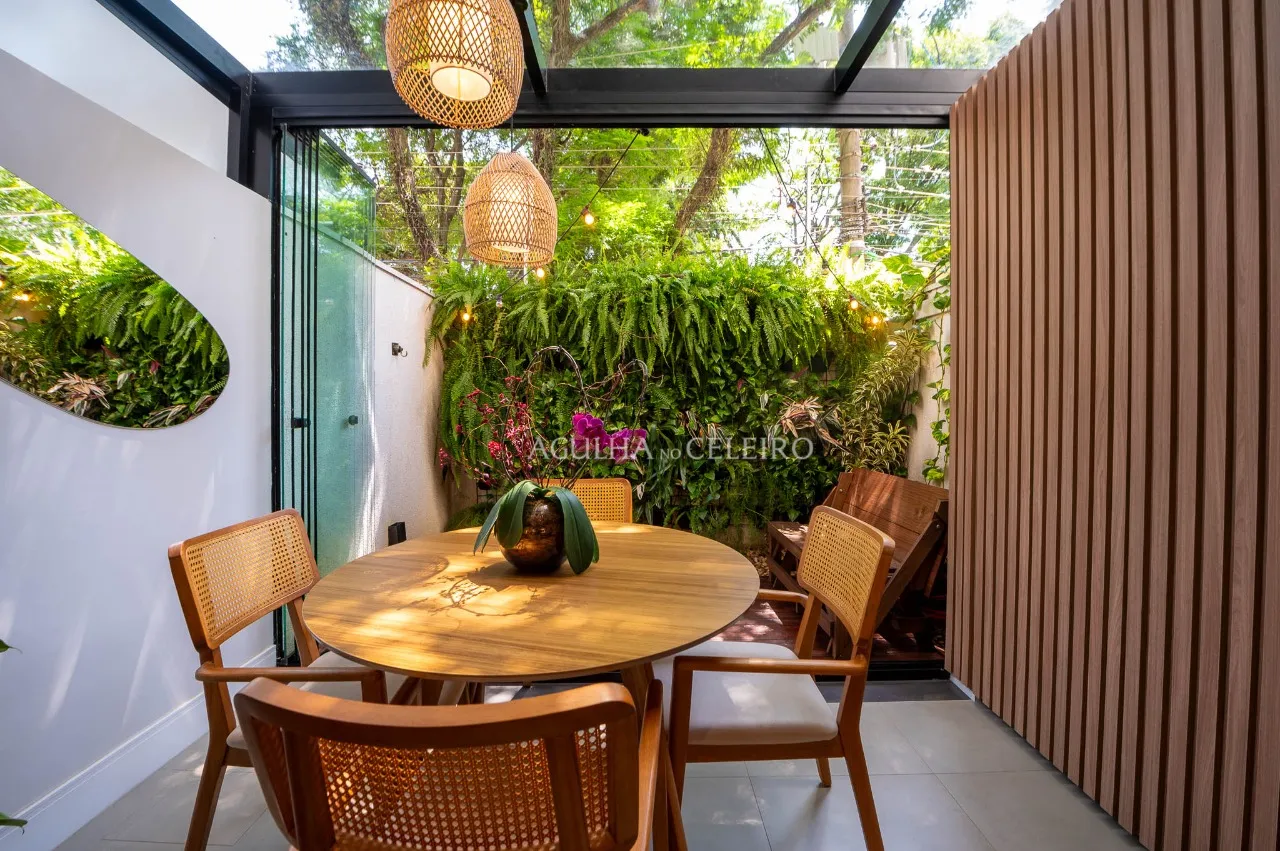 Casa em condomínio intimista no Campo Belo – 14355