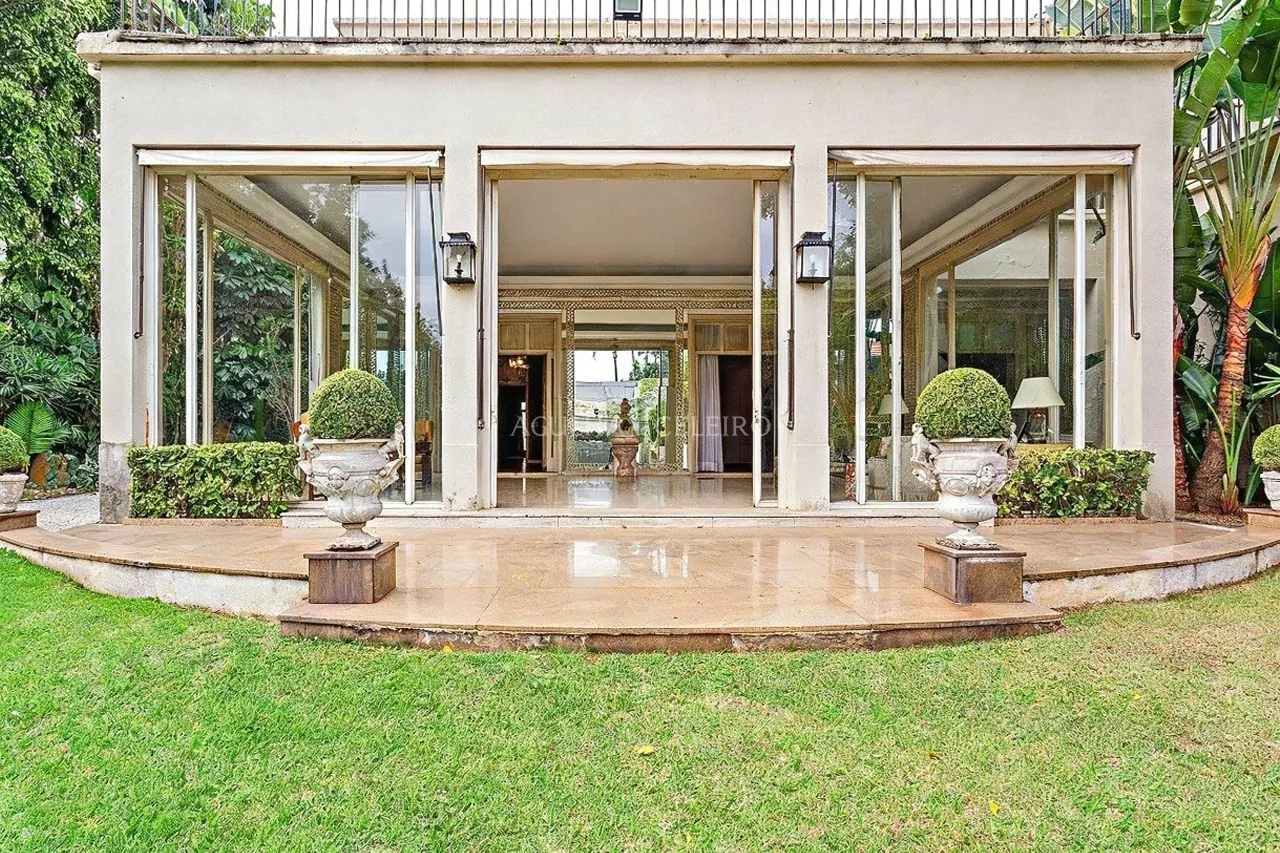 Casa maravilhosa à venda no Jardim América – 17581