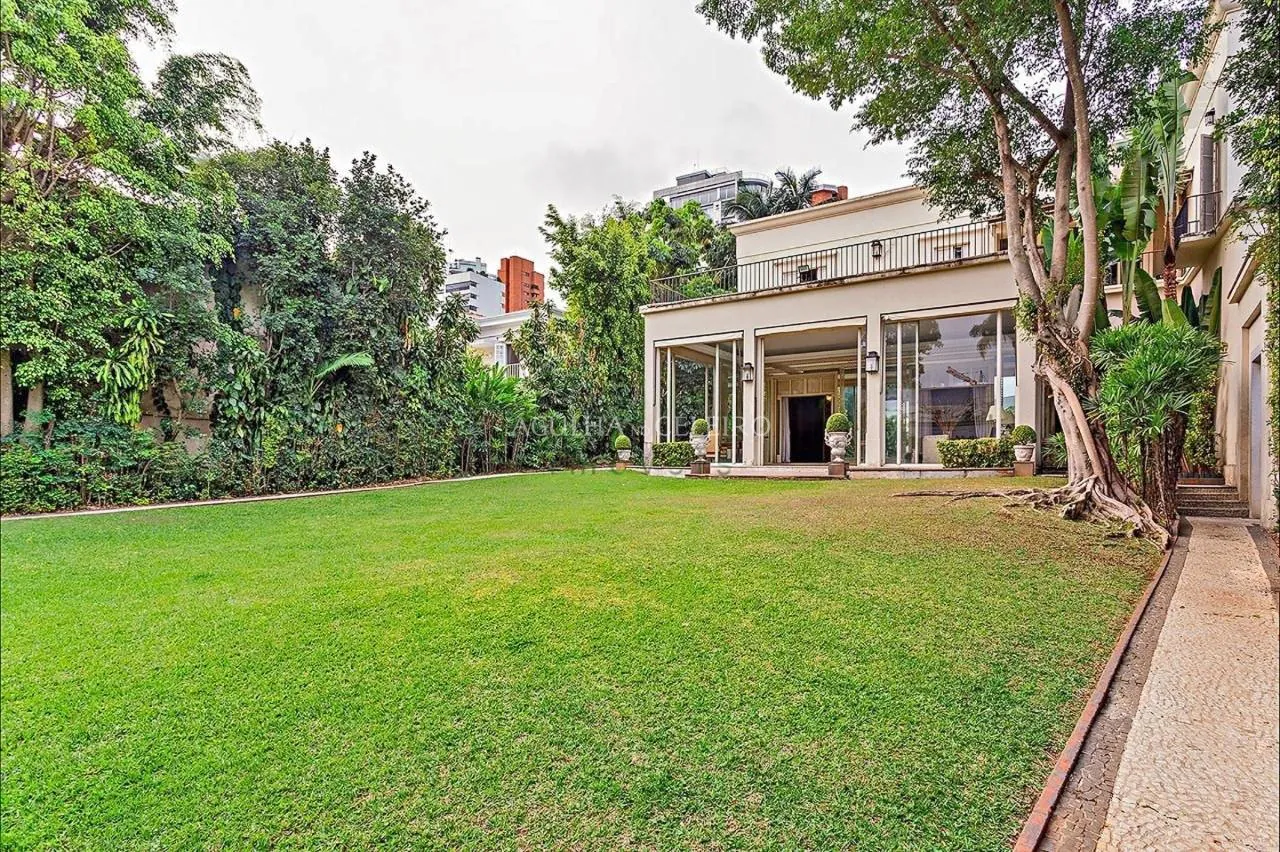 Casa maravilhosa à venda no Jardim América – 17581