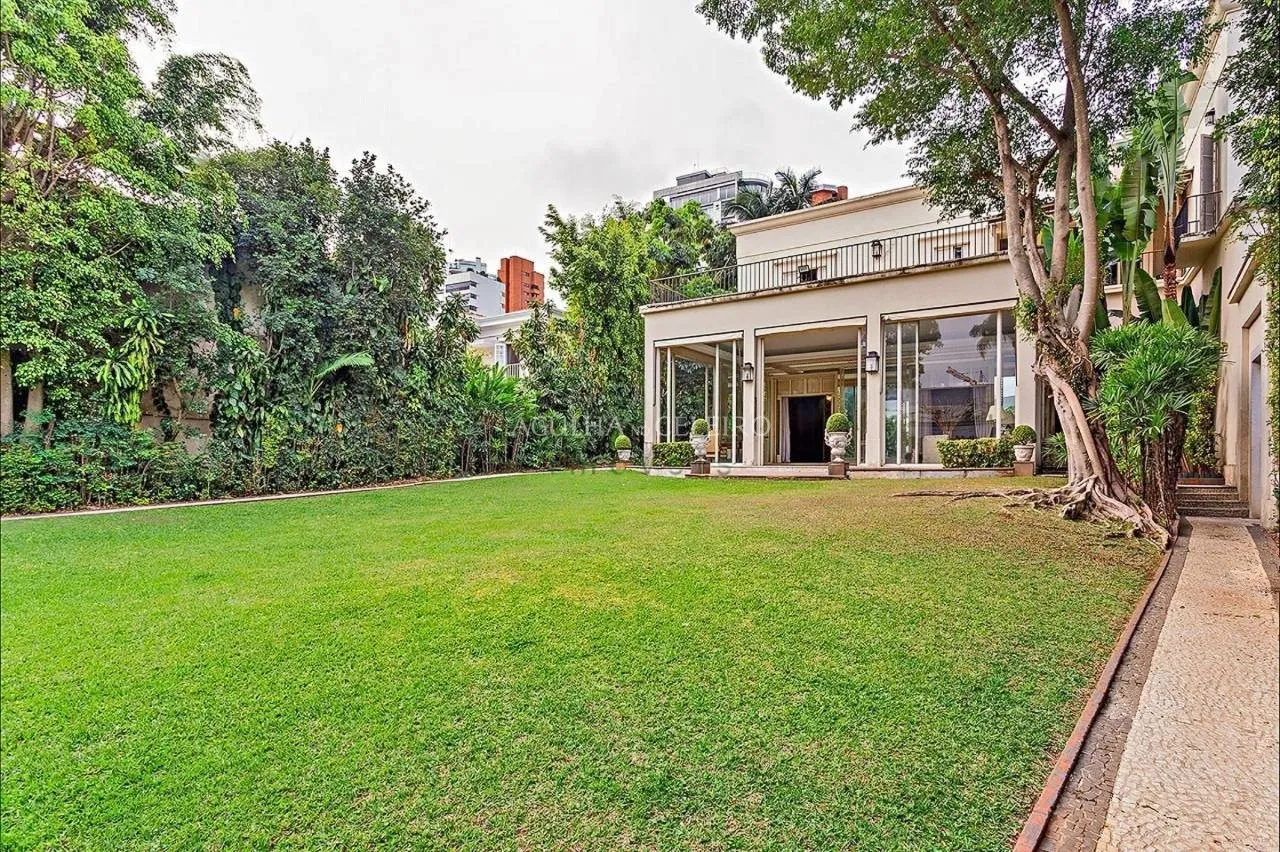 Casa maravilhosa à venda no Jardim América – 17581