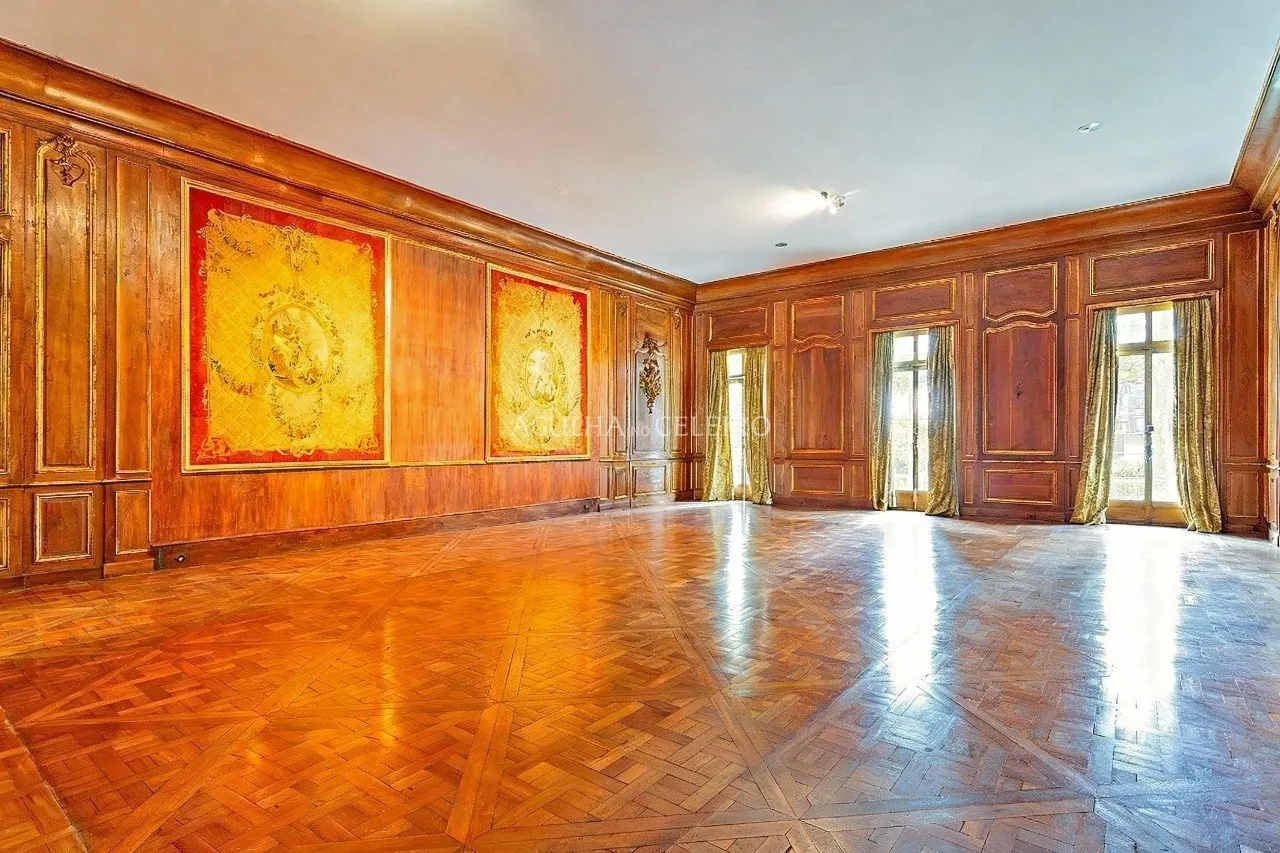 Casa maravilhosa à venda no Jardim América – 17581