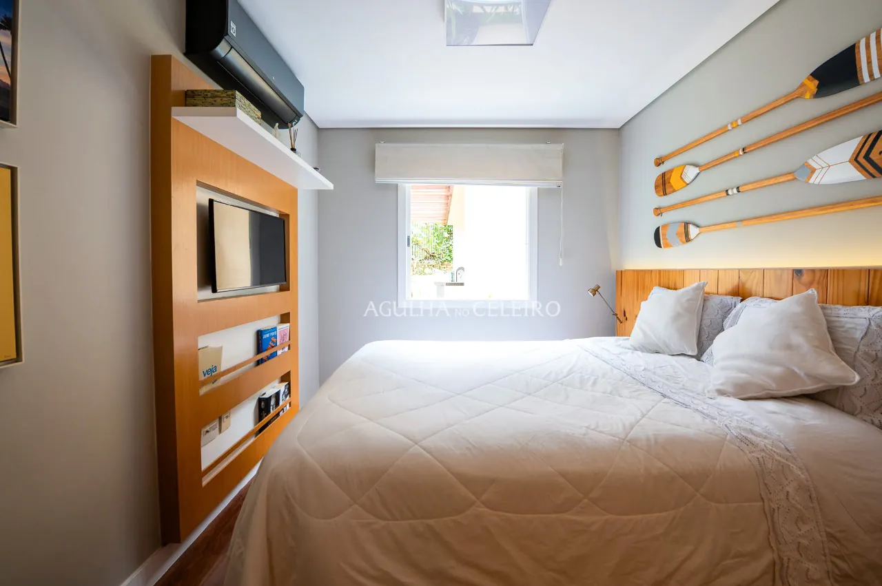 Belíssima casa no miolo do Jardim Guedala. – 17988