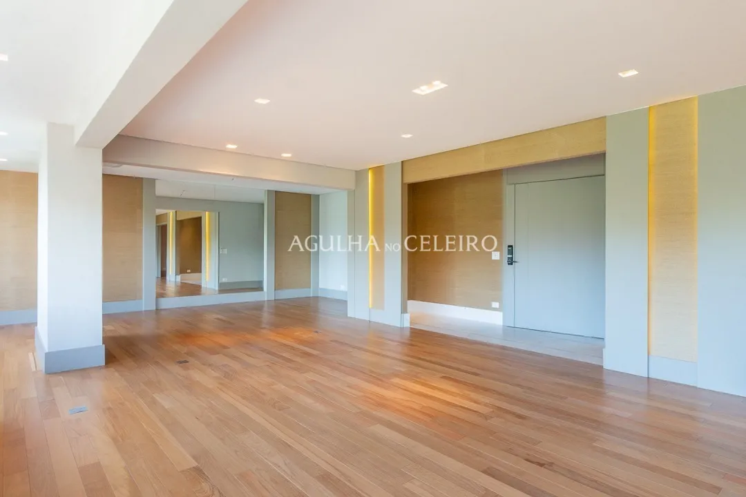 Sofisticado e único com vista espetacular para o Parque. – 18746