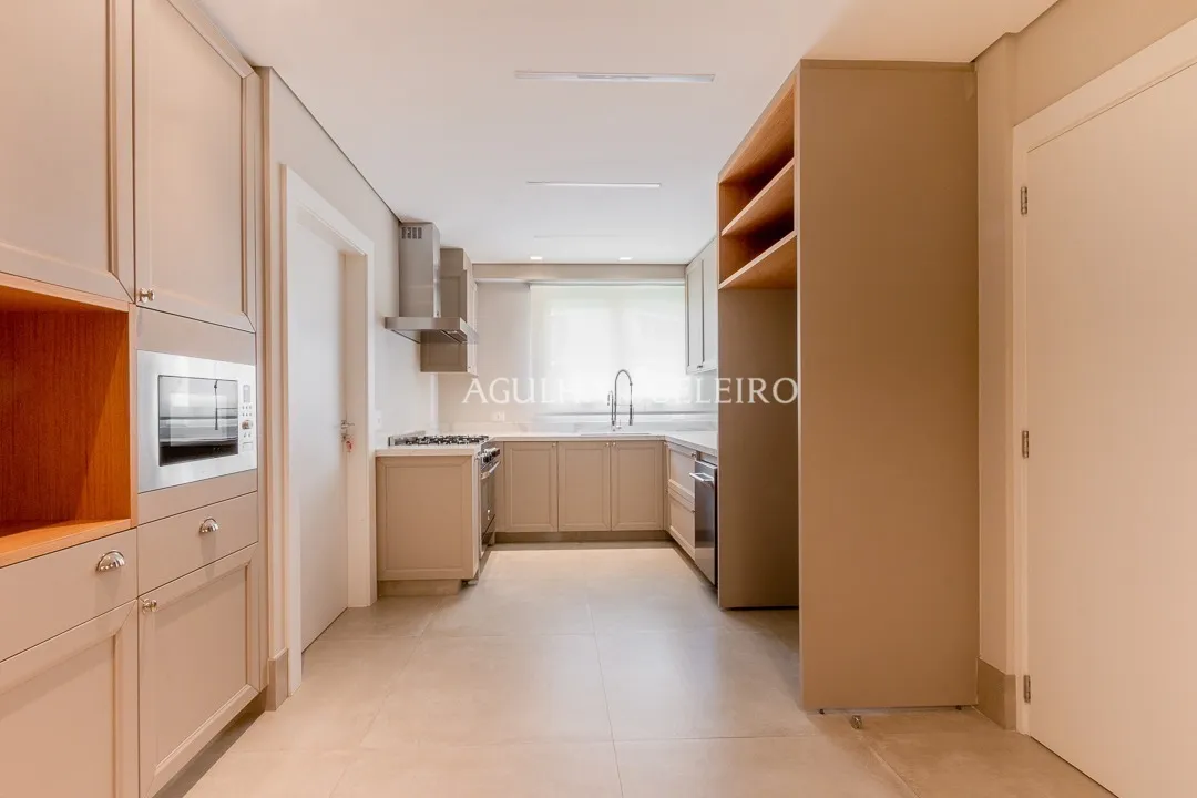 Sofisticado e único com vista espetacular para o Parque. – 18746