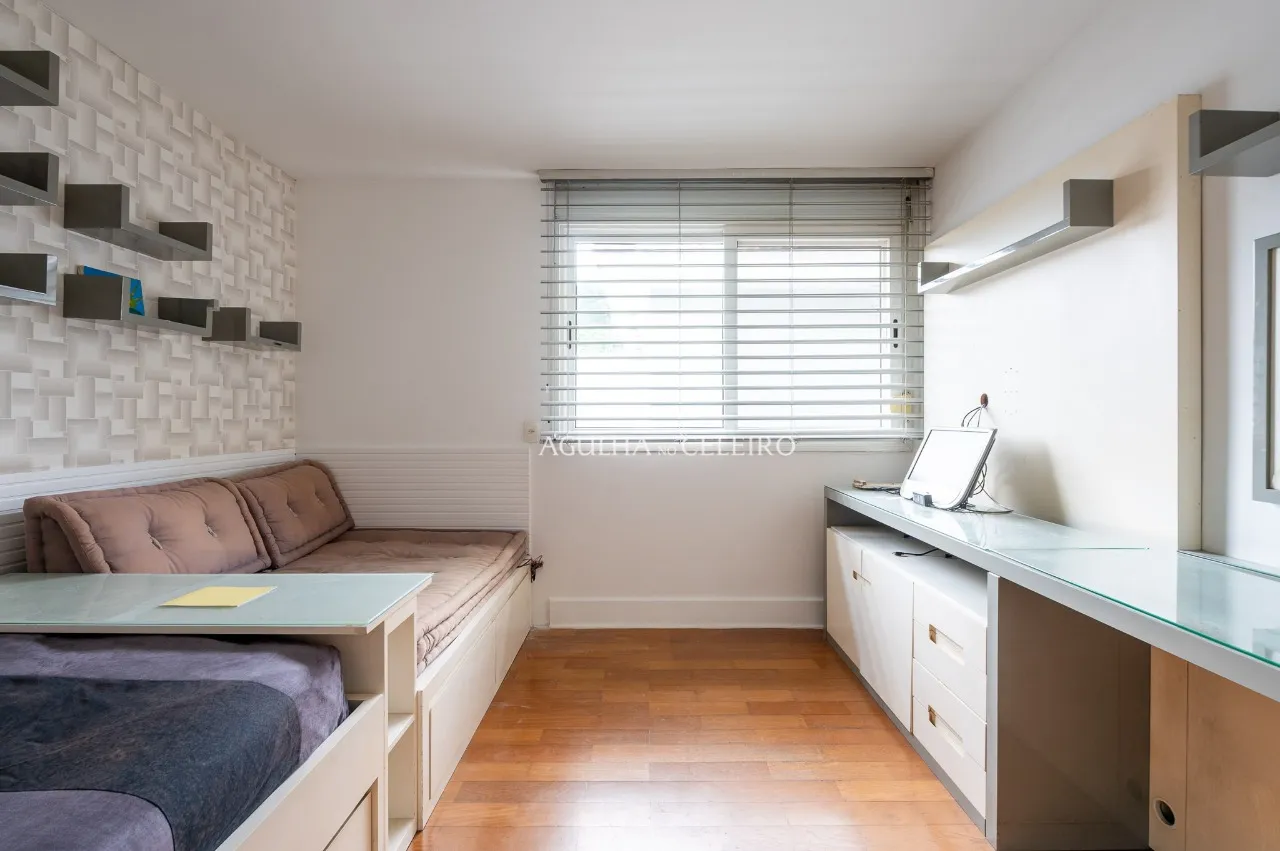 Casa com piscina à venda ou locação em Alto de Pinheiros – 19124