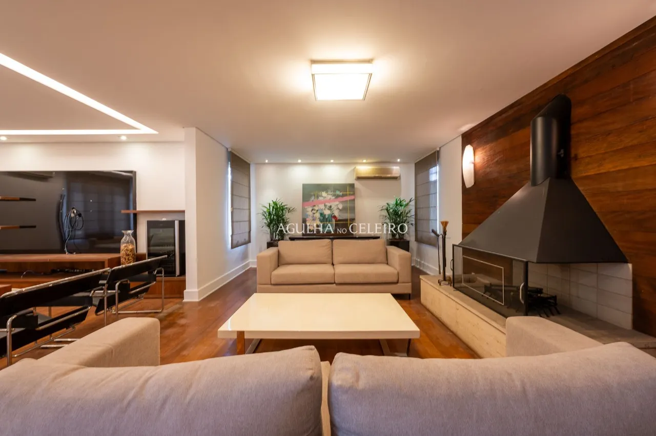 Casa com piscina à venda ou locação em Alto de Pinheiros – 19124