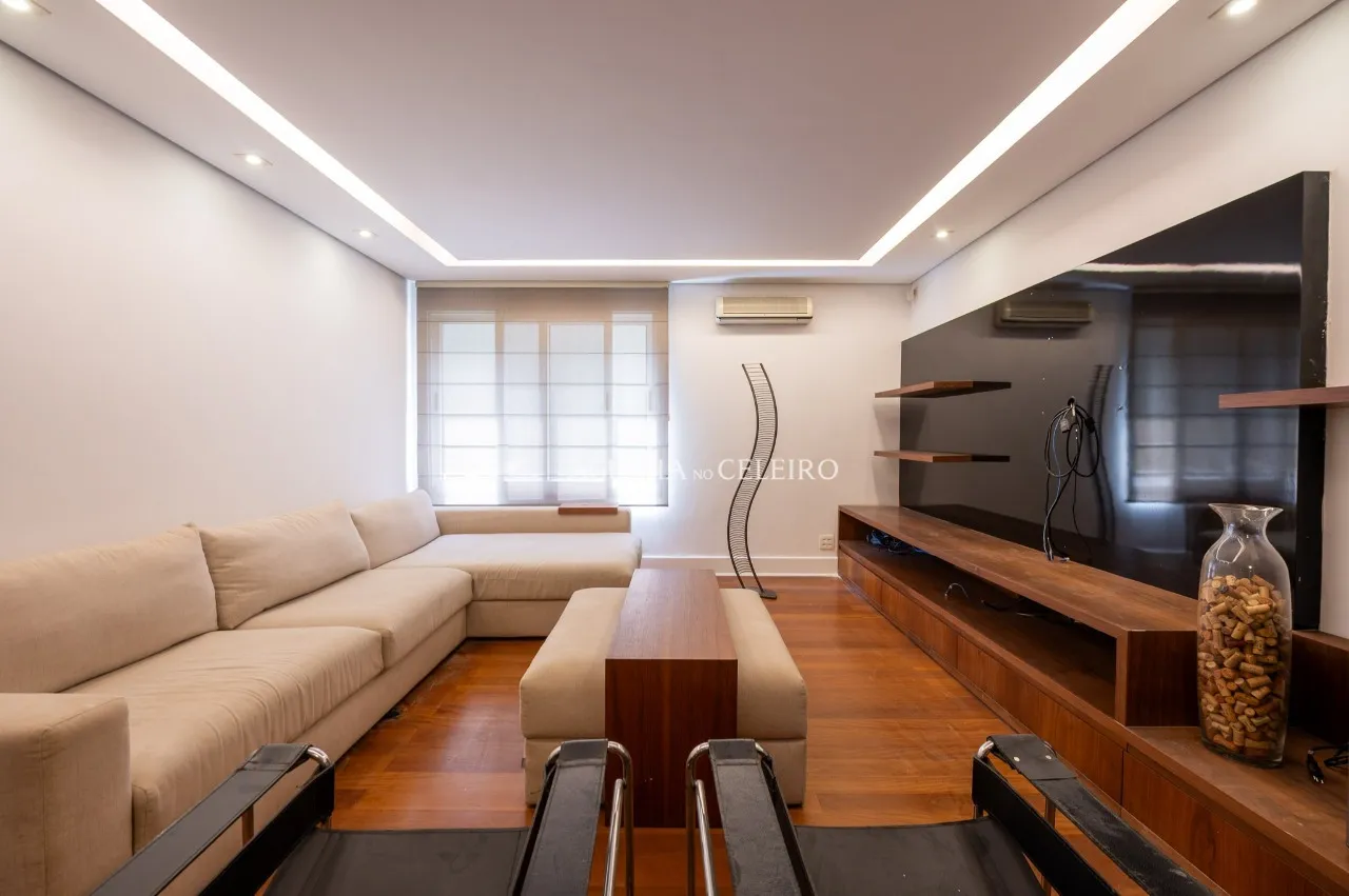 Casa com piscina à venda ou locação em Alto de Pinheiros – 19124