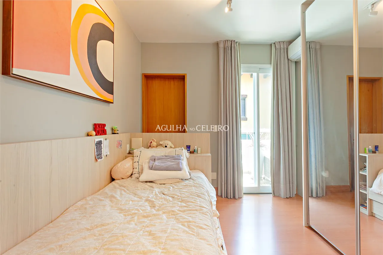 Casa com jardim à venda no Jardim Paulista. – 20571